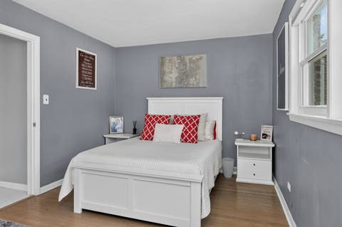 Tiny photo for 3318 W Columbus Avenue, Chicago, IL 60652 (MLS # 12741327)