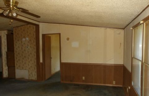 Tiny photo for 406 E Van Buren Street, Paris, IL 61944 (MLS # 12626763)