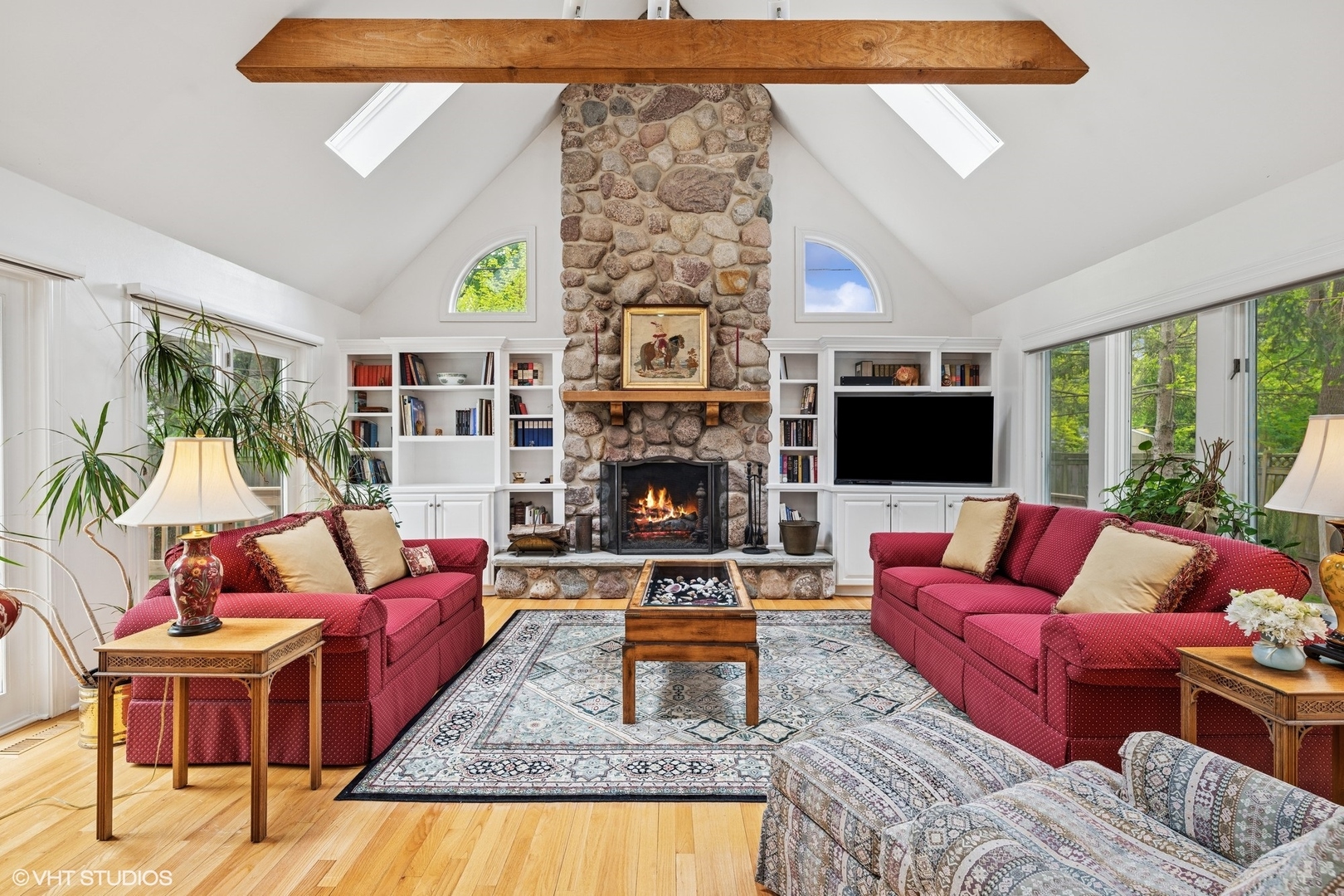 317 E Center Avenue
