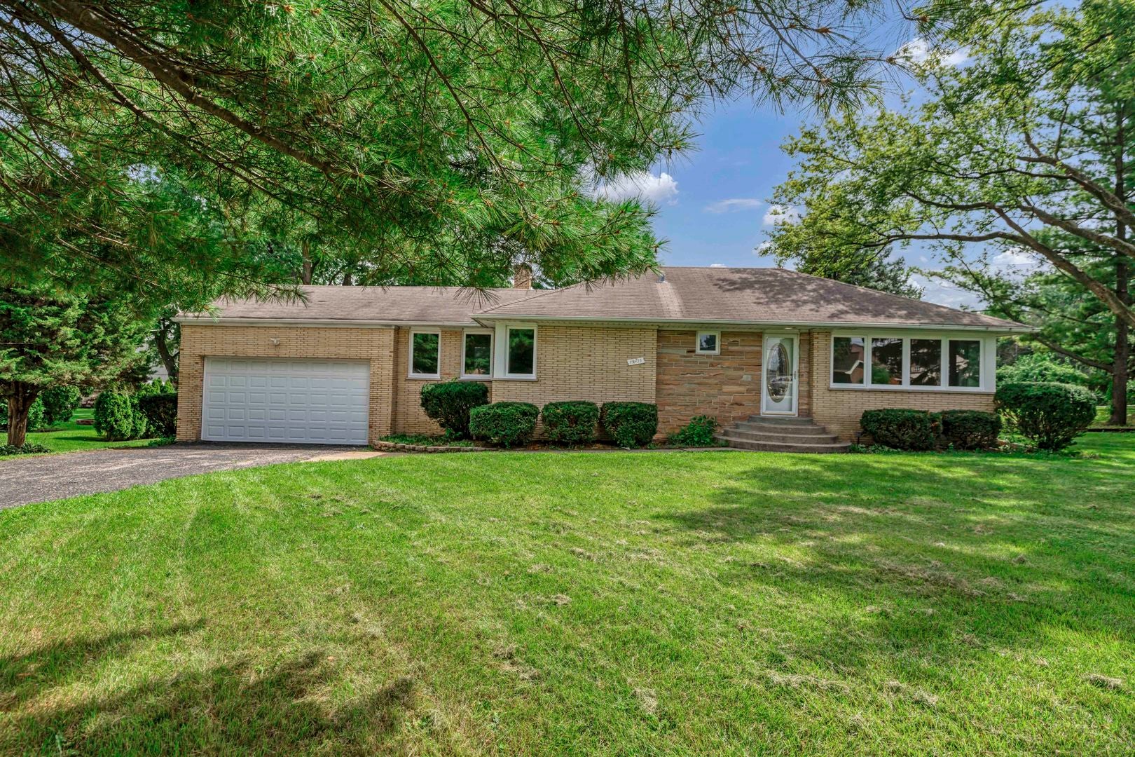 7N435 Linden Avenue