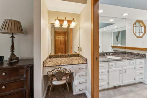 Tiny photo for 384 E Montrose Avenue, Wood Dale, IL 60191 (MLS # 12642085)