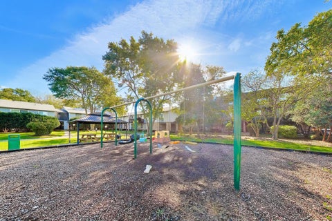 Tiny photo for 904 E OLD WILLOW Road #102, Prospect Heights, IL 60070 (MLS # 12788405)