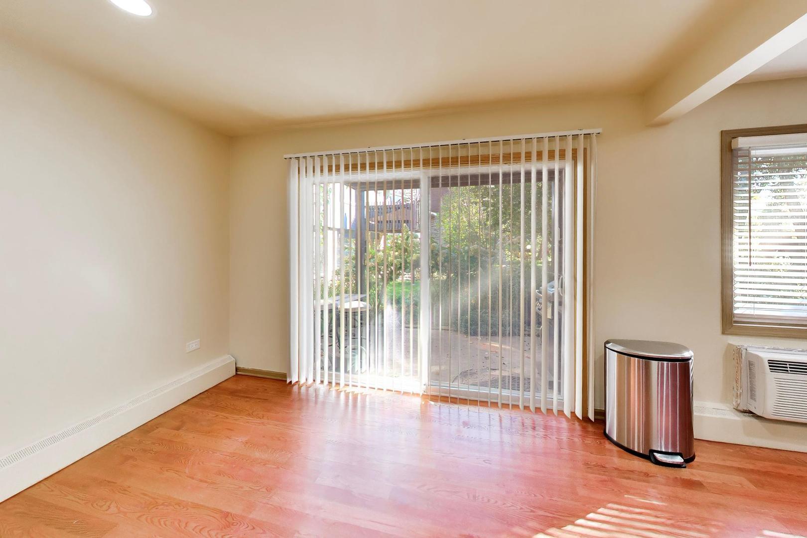 904 E OLD WILLOW Road 102