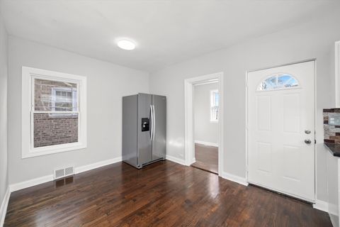 Tiny photo for 3515 N Oriole Avenue, Chicago, IL 60634 (MLS # 12519315)