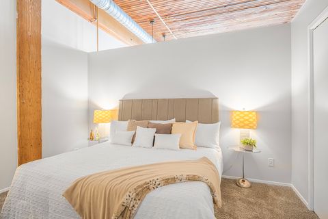 Tiny photo for 1801 S MICHIGAN Avenue #402, Chicago, IL 60616 (MLS # 12628488)