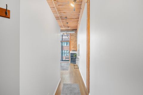 Tiny photo for 1801 S MICHIGAN Avenue #402, Chicago, IL 60616 (MLS # 12628488)