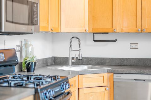 Tiny photo for 1801 S MICHIGAN Avenue #402, Chicago, IL 60616 (MLS # 12628488)