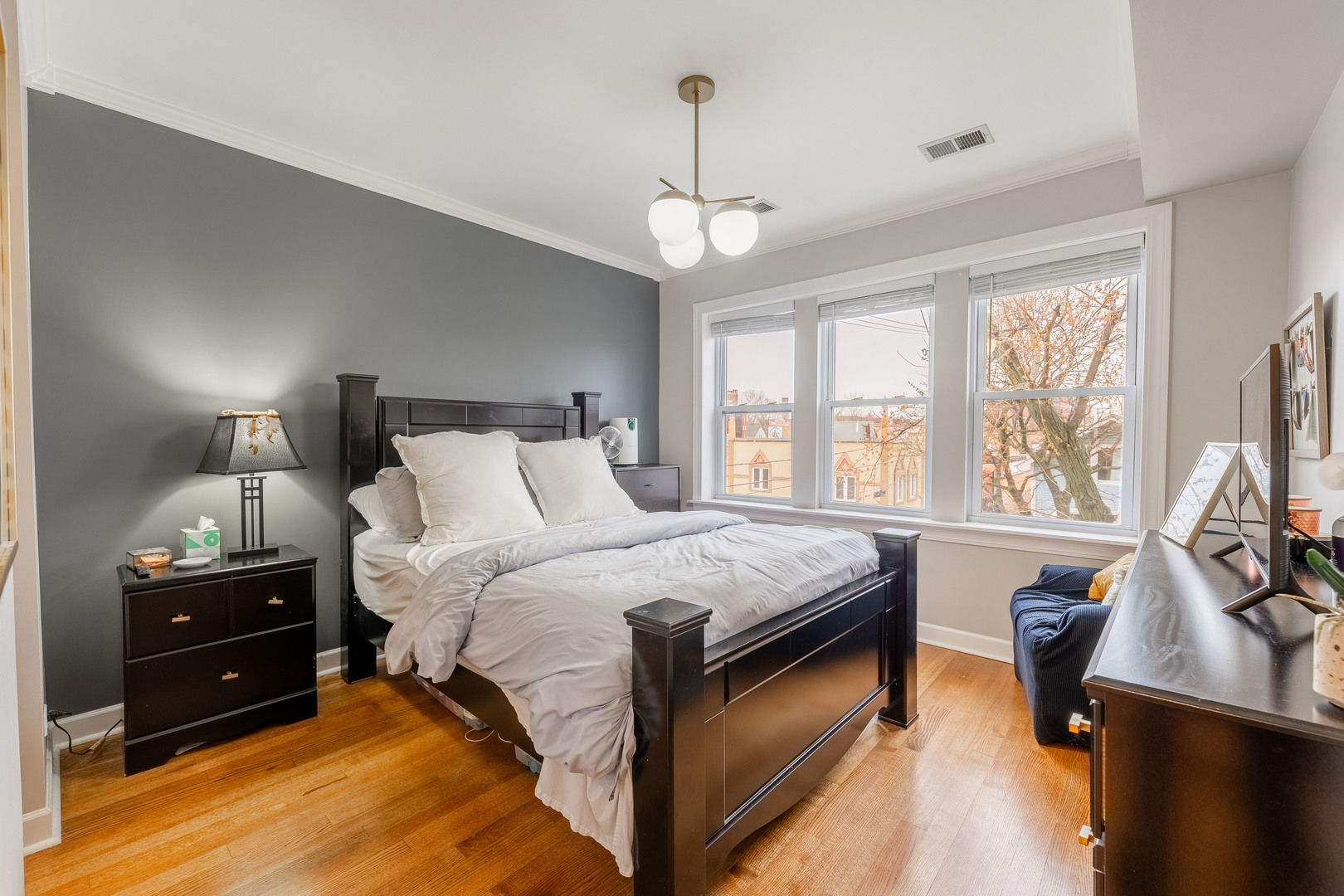 3214 W Berteau Avenue 2