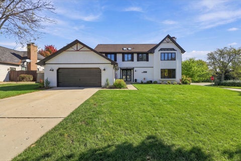 Photo of 2406 Highland Drive, Palatine, IL 60067 (MLS # 12791303)