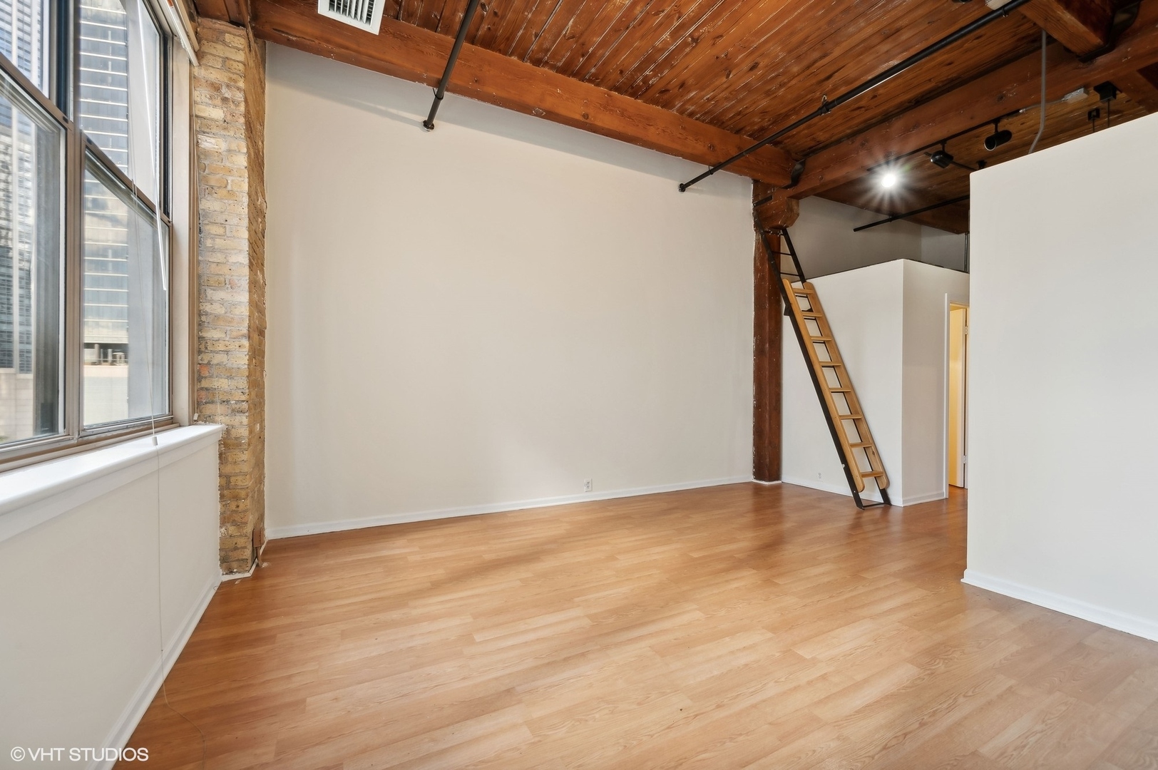 540 N LAKE SHORE Drive 708