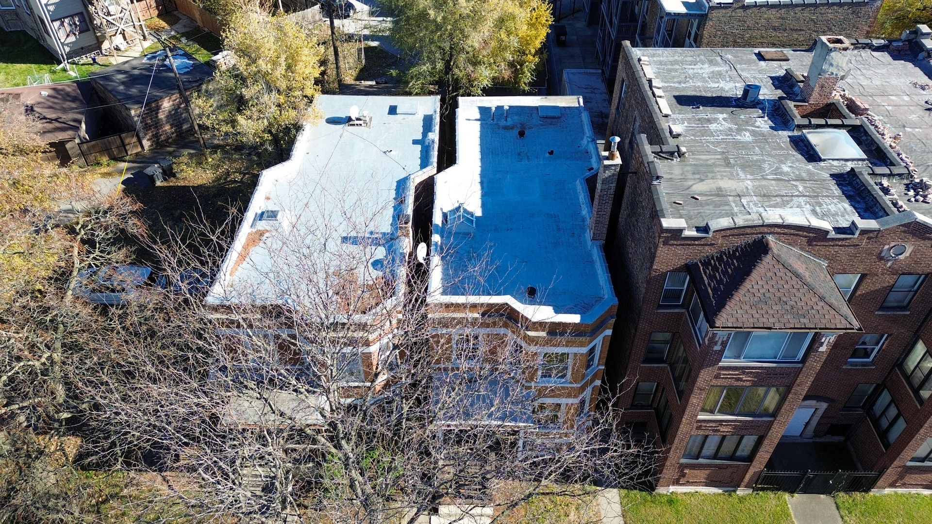 6961 S Eberhart Avenue