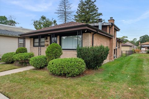 Tiny photo for 12356 S Carpenter Street, Calumet Park, IL 60827 (MLS # 12489268)