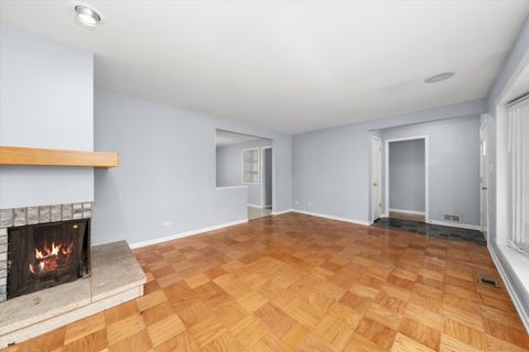 Tiny photo for 824 Oxford Street, Downers Grove, IL 60516 (MLS # 12493917)