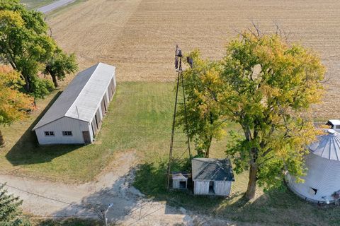 Tiny photo for 835 E State Route 116 Highway, Ashkum, IL 60911 (MLS # 12502787)