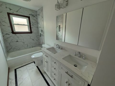 Tiny photo for 1825 E Sitka Lane E, Mount Prospect, IL 60056 (MLS # 12684729)