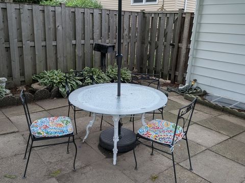 Tiny photo for 1825 E Sitka Lane E, Mount Prospect, IL 60056 (MLS # 12684729)