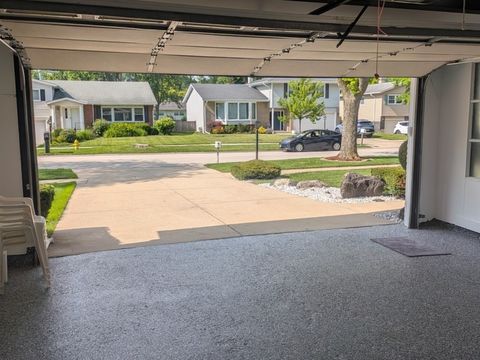 Tiny photo for 1825 E Sitka Lane E, Mount Prospect, IL 60056 (MLS # 12684729)