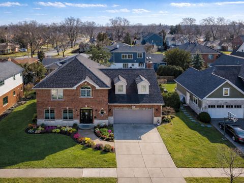Tiny photo for 159 E Edgemont Lane, Park Ridge, IL 60068 (MLS # 12628220)