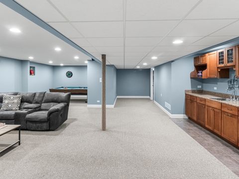 Tiny photo for 159 E Edgemont Lane, Park Ridge, IL 60068 (MLS # 12628220)