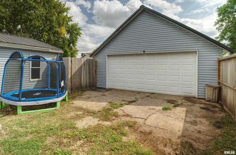 Tiny photo for 607 2ND Street, Camanche, IA 52730 (MLS # QC4267653)