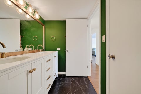 Tiny photo for 944 N Northwest Highway #307, Park Ridge, IL 60068 (MLS # 12690544)