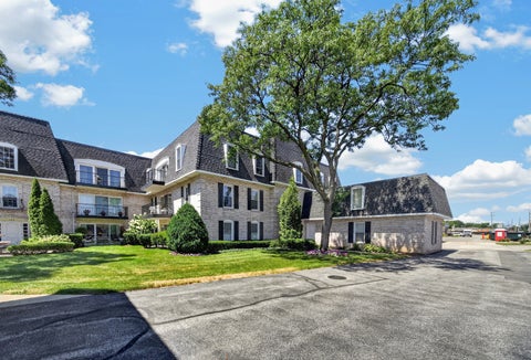 Tiny photo for 944 N Northwest Highway #307, Park Ridge, IL 60068 (MLS # 12690544)