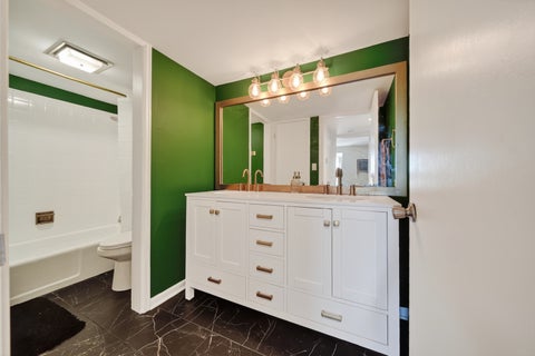 Tiny photo for 944 N Northwest Highway #307, Park Ridge, IL 60068 (MLS # 12690544)