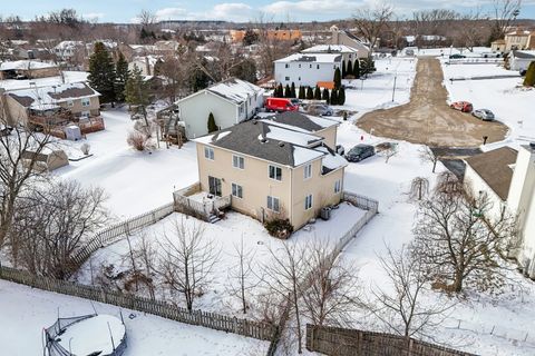 Tiny photo for 617 Lake Breeze Court, Lake Villa, IL 60046 (MLS # 12537842)