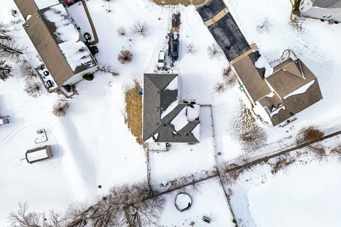 Tiny photo for 617 Lake Breeze Court, Lake Villa, IL 60046 (MLS # 12537842)