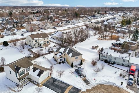 Tiny photo for 617 Lake Breeze Court, Lake Villa, IL 60046 (MLS # 12537842)