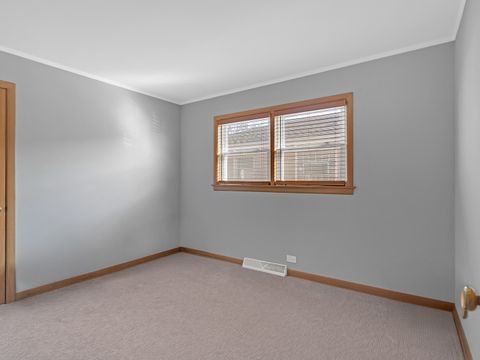 Tiny photo for 4928 N New England Avenue, Chicago, IL 60656 (MLS # 12604950)