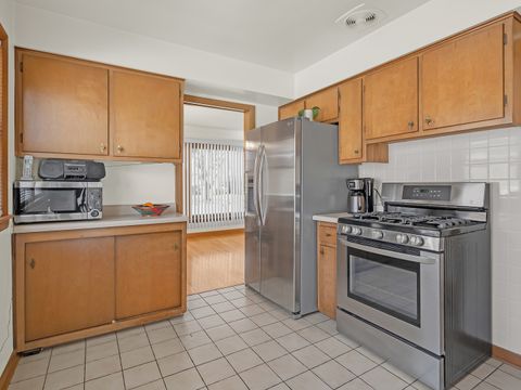 Tiny photo for 4928 N New England Avenue, Chicago, IL 60656 (MLS # 12604950)