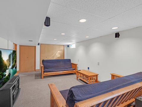 Tiny photo for 4928 N New England Avenue, Chicago, IL 60656 (MLS # 12604950)