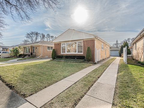 Tiny photo for 4928 N New England Avenue, Chicago, IL 60656 (MLS # 12604950)