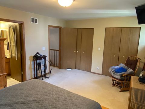 Tiny photo for 1045 Manchester Circle, Grayslake, IL 60030 (MLS # 12420365)