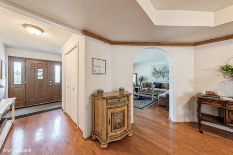 Tiny photo for 8N530 Gingerwood Lane, Elgin, IL 60124 (MLS # 12423036)