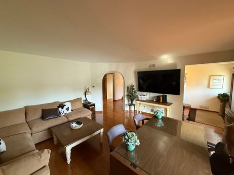 Tiny photo for 8N530 Gingerwood Lane, Elgin, IL 60124 (MLS # 12423036)