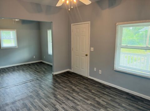 Tiny photo for 222 E Thompson Avenue, Hoopeston, IL 60942 (MLS # 12680841)