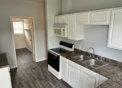 Tiny photo for 222 E Thompson Avenue, Hoopeston, IL 60942 (MLS # 12680841)