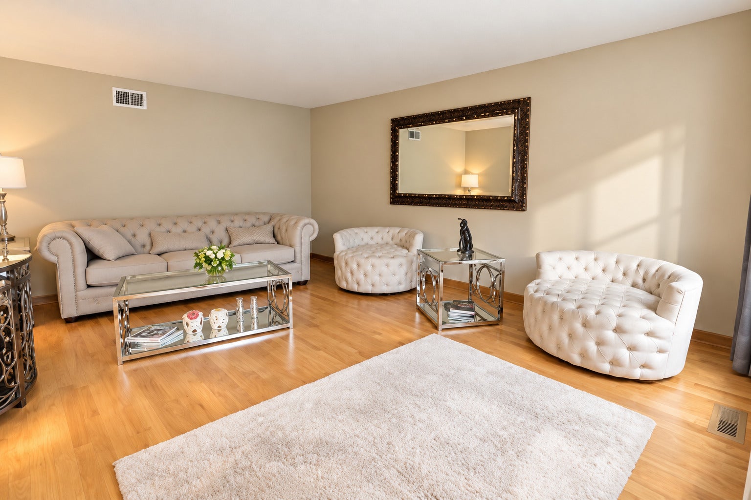 1263 Williamsburg Lane