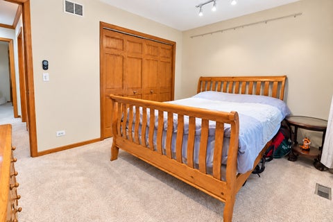 Tiny photo for 1263 Williamsburg Lane, Crystal Lake, IL 60014 (MLS # 12774630)