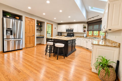 Tiny photo for 1263 Williamsburg Lane, Crystal Lake, IL 60014 (MLS # 12774630)