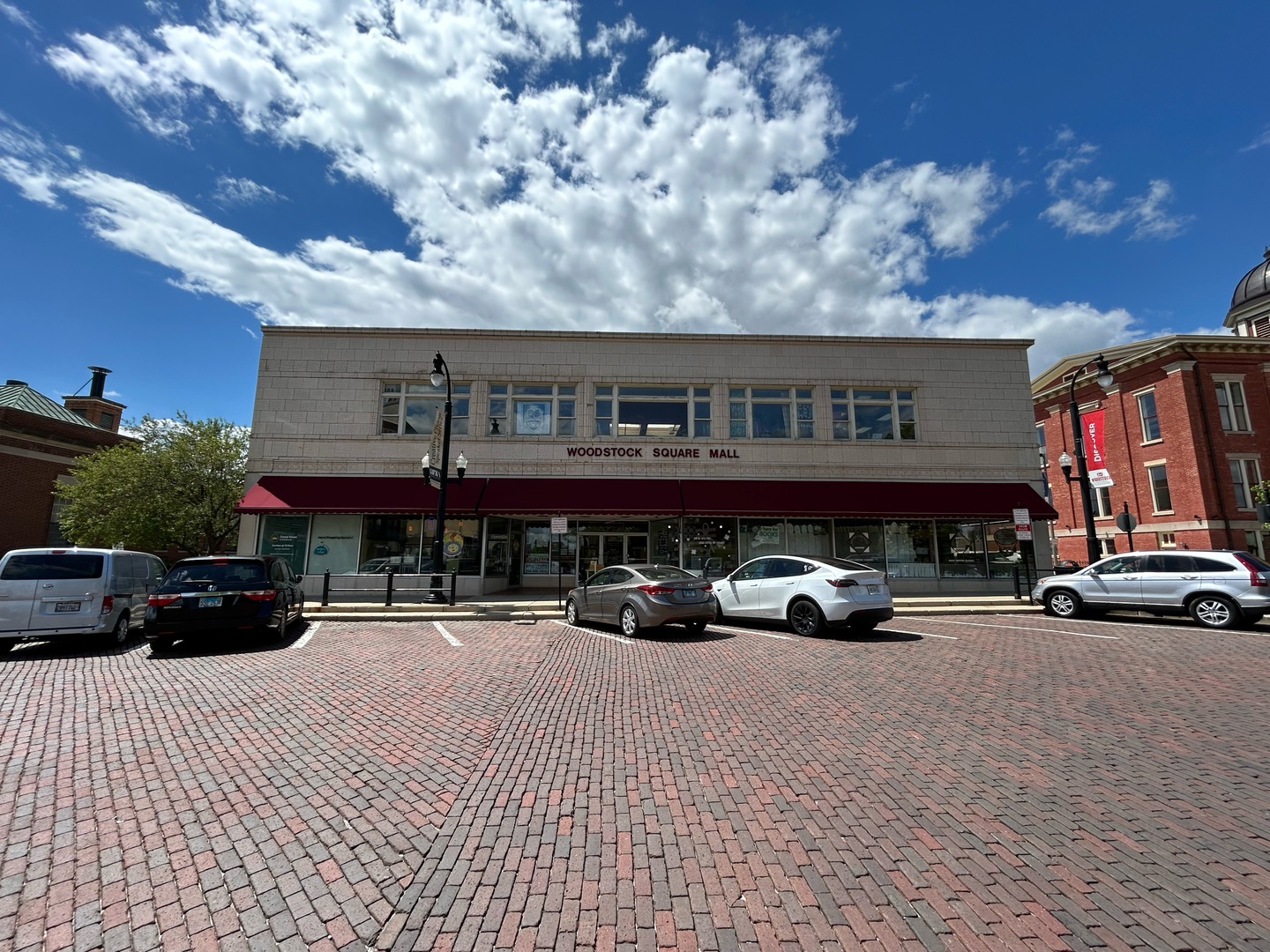 110 S Johnson Street