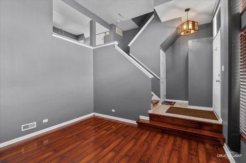 Tiny photo for 609 Hidden Creek Lane #609, North Aurora, IL 60542 (MLS # 12496384)