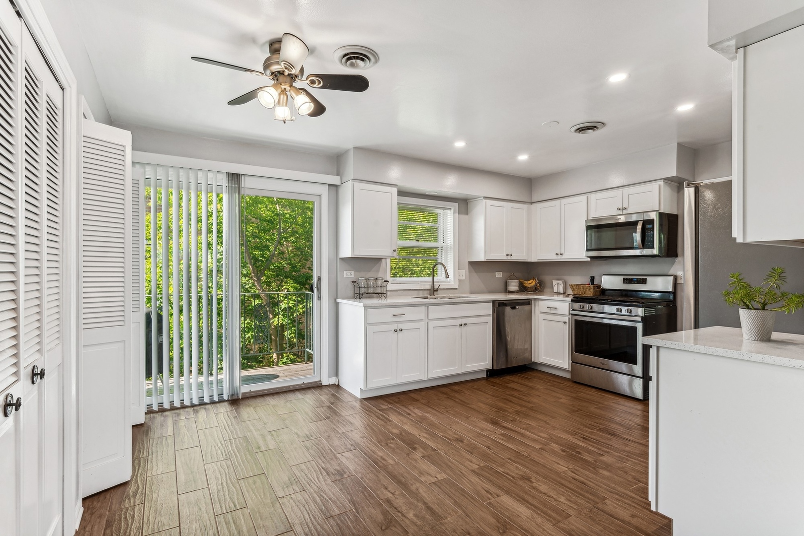 8951 Skokie Boulevard 3