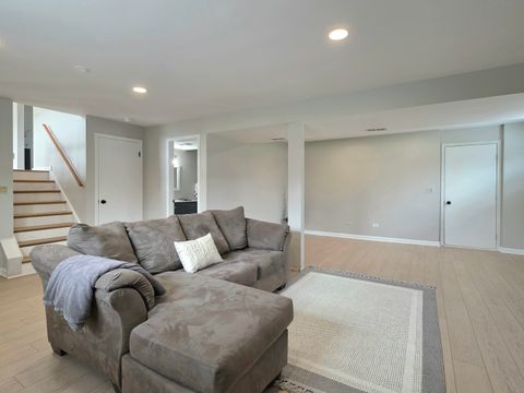 Tiny photo for 300 W Woodlawn Road, New Lenox, IL 60451 (MLS # 12601886)