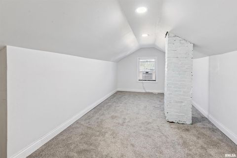 Tiny photo for 460 W KNOX Street, Galesburg, IL 61401 (MLS # QC4267259)