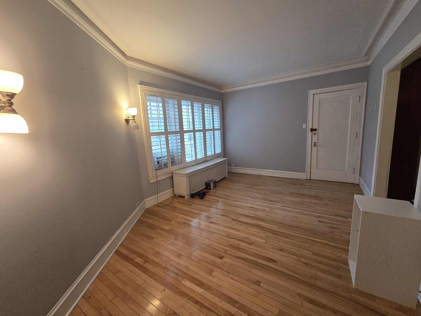 548 W Brompton Avenue 1E