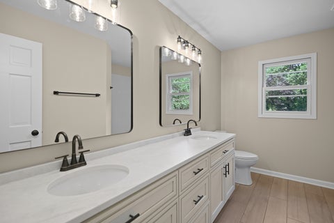 Tiny photo for 10414 Country Lane, Beach Park, IL 60087 (MLS # 12698162)