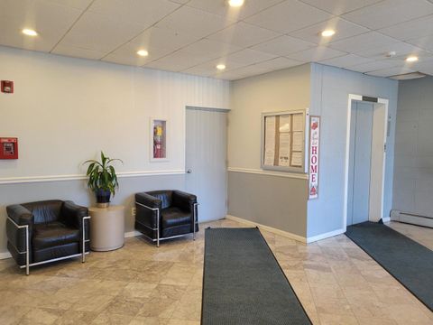 Tiny photo for 1043 S YORK Road #605, Bensenville, IL 60106 (MLS # 12522888)